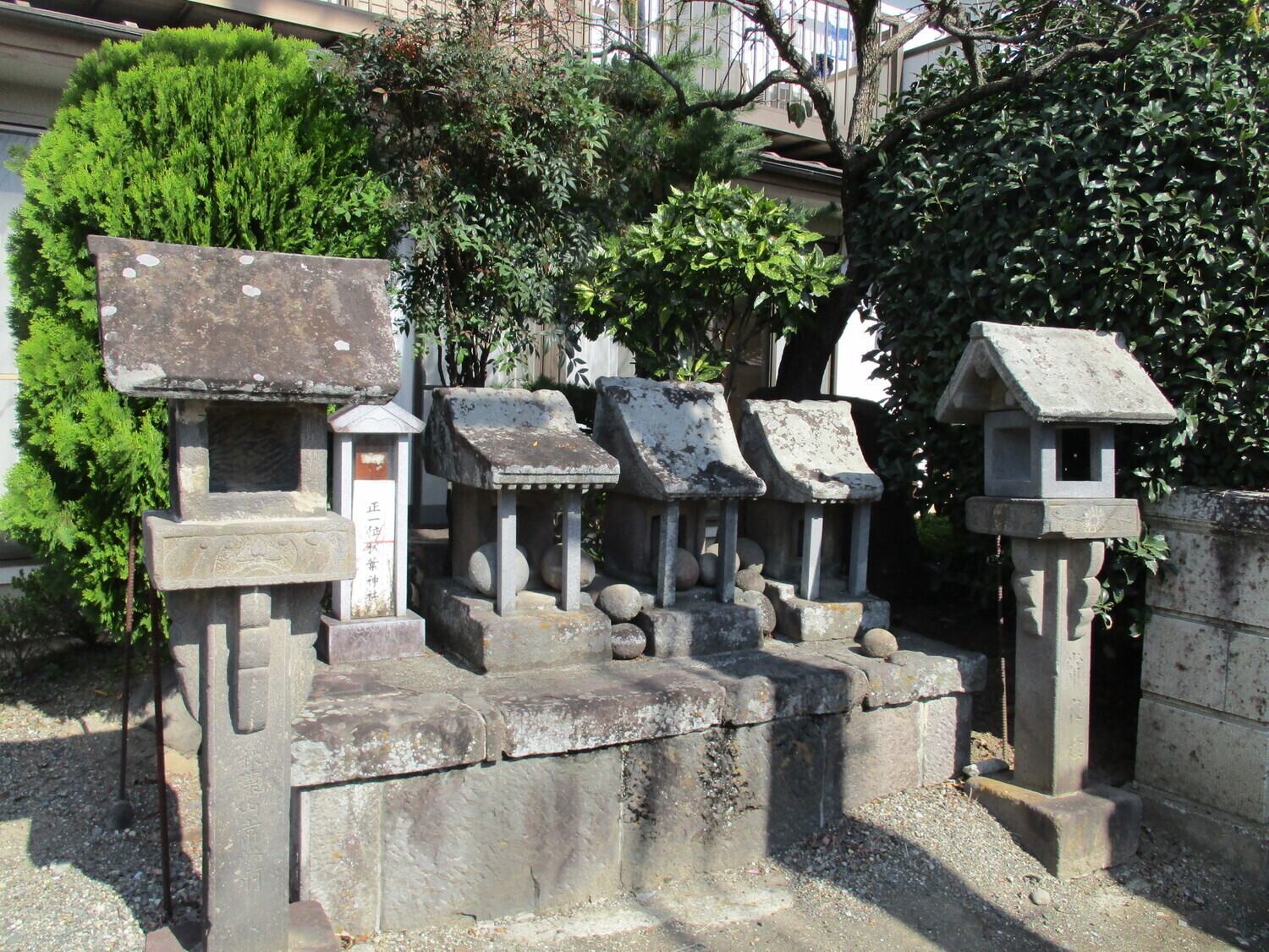 MizukamiMondoYashiki.JPG