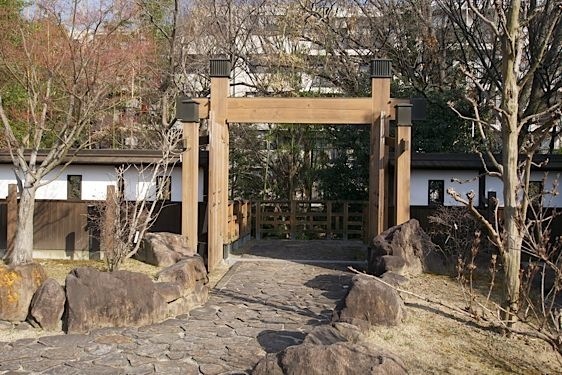 File:Ikeda3.jpg