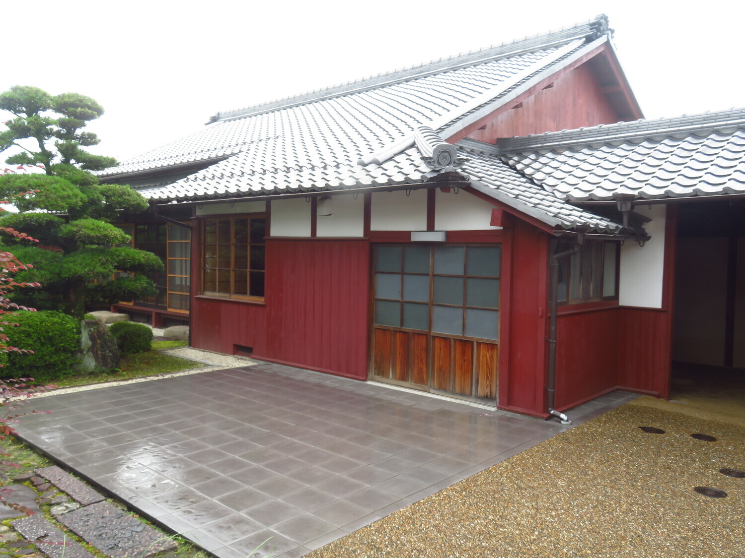 IgaUenojouAkaiBukeyashiki (1).JPG