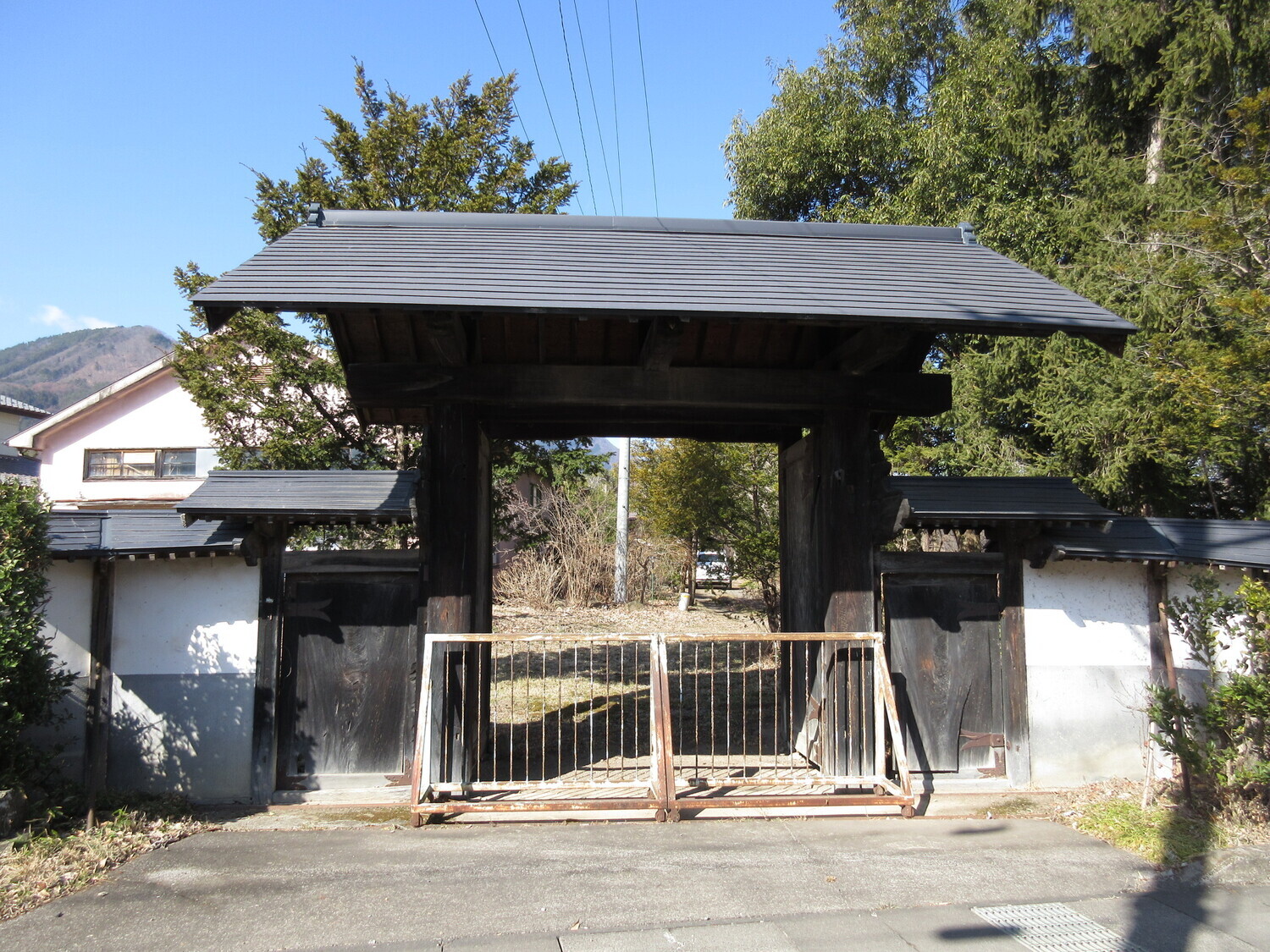 ShiodaTedzukaYakata (1).JPG