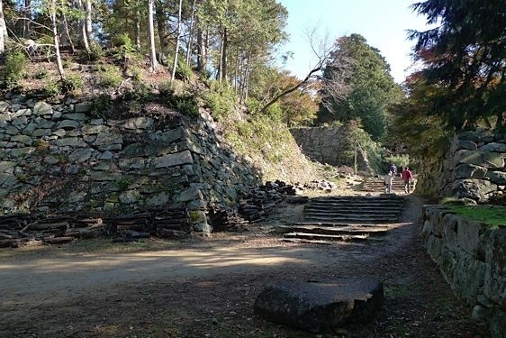 File:Azuchi21.jpg