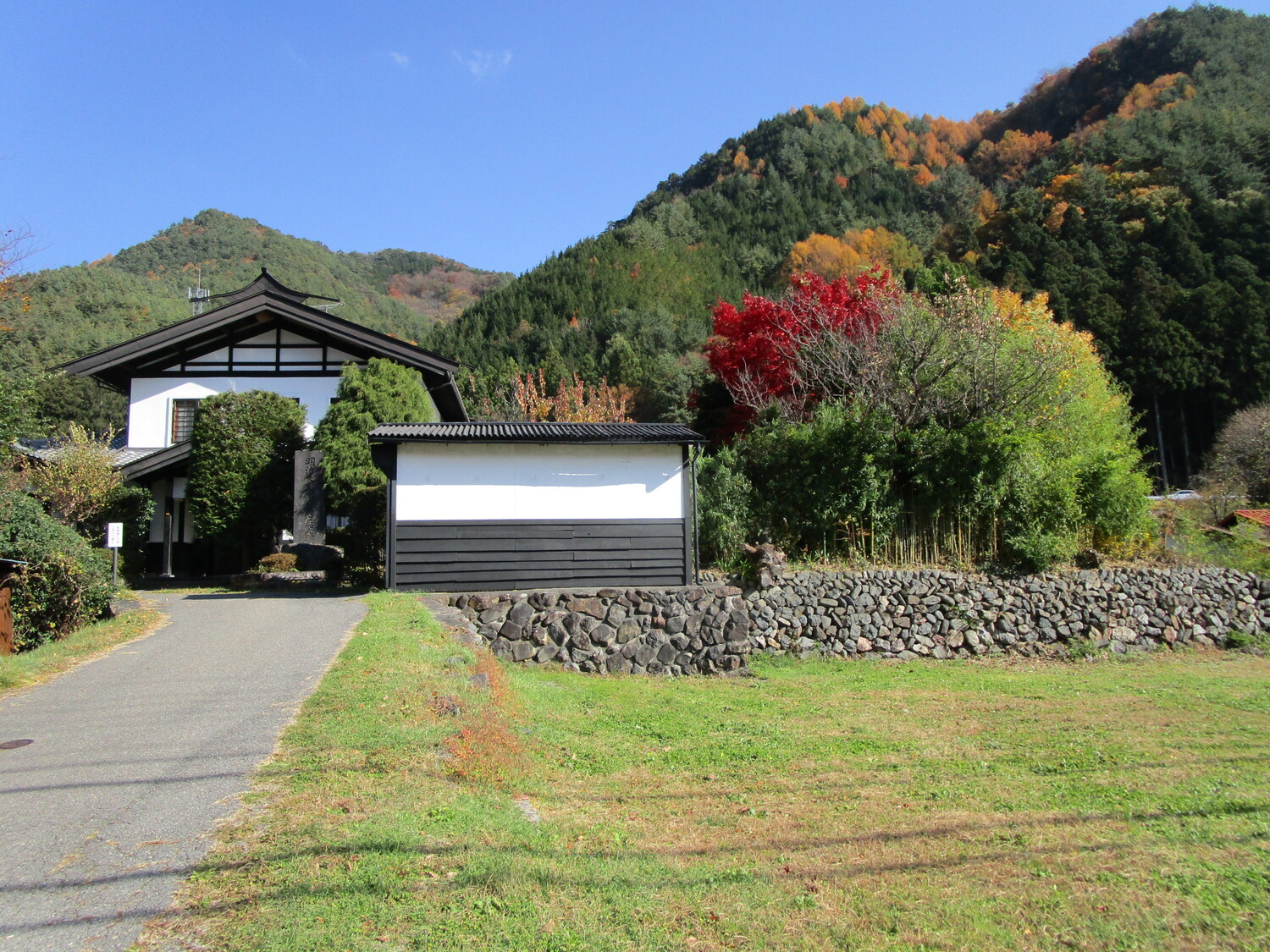 MotoyamaYakata01.JPG