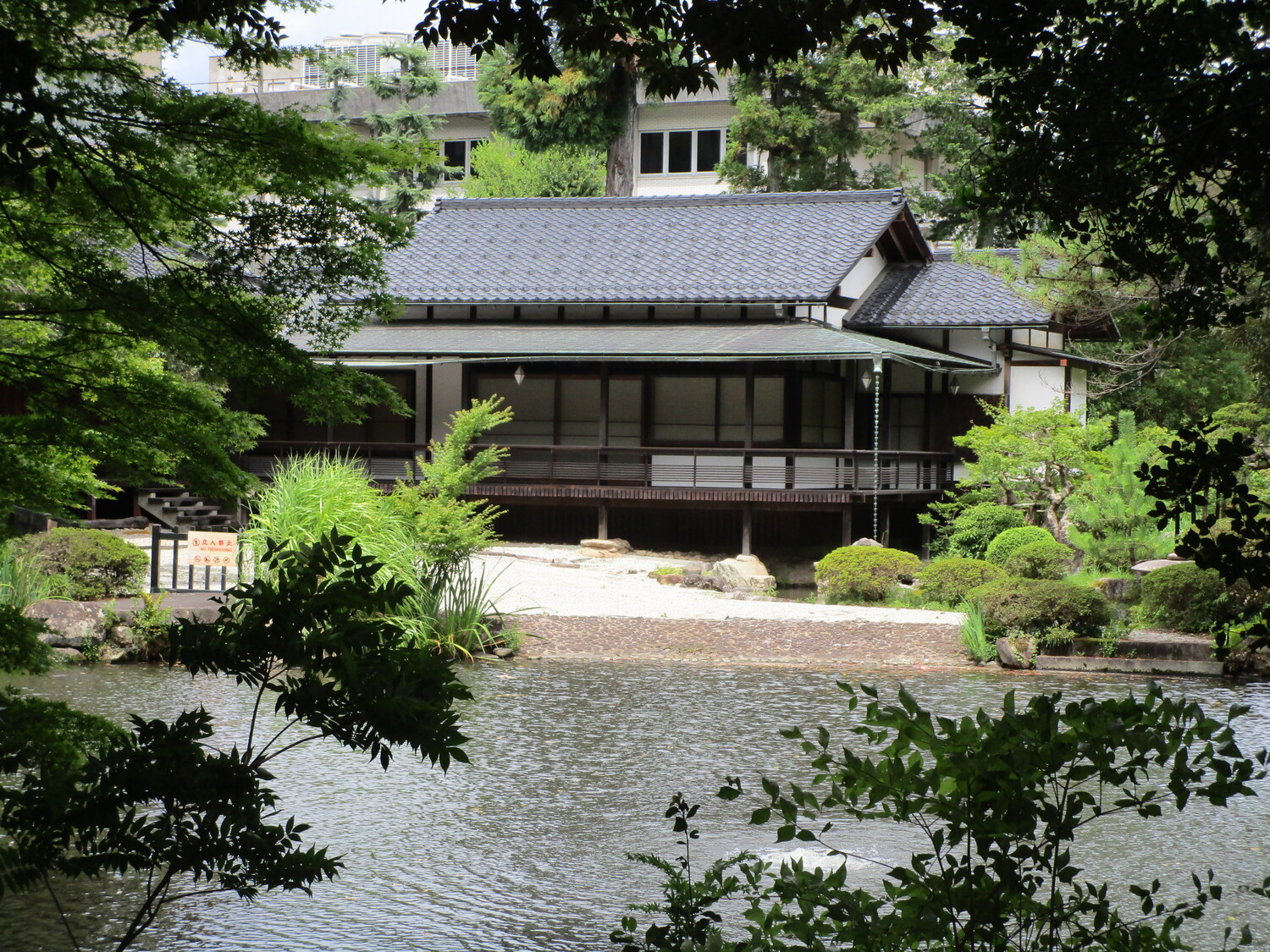 KanazawajouHondaBukeyashiki01.JPG