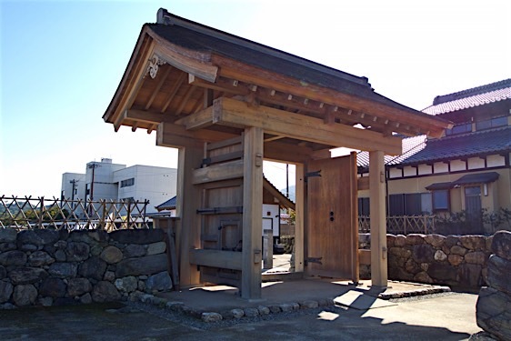 File:Obatajinya8.jpg