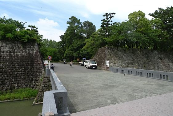 File:Sunpu13.jpg