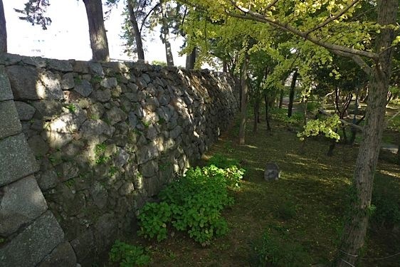 File:Tsu19.jpg