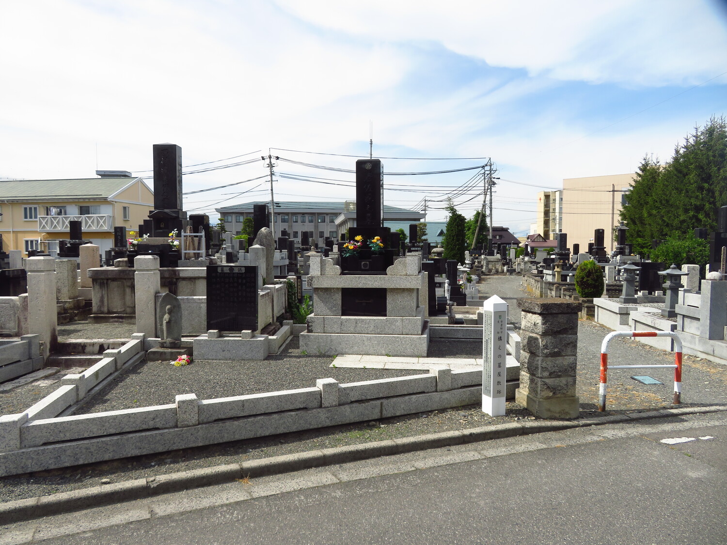 KamaenohakaYakata (2).JPG