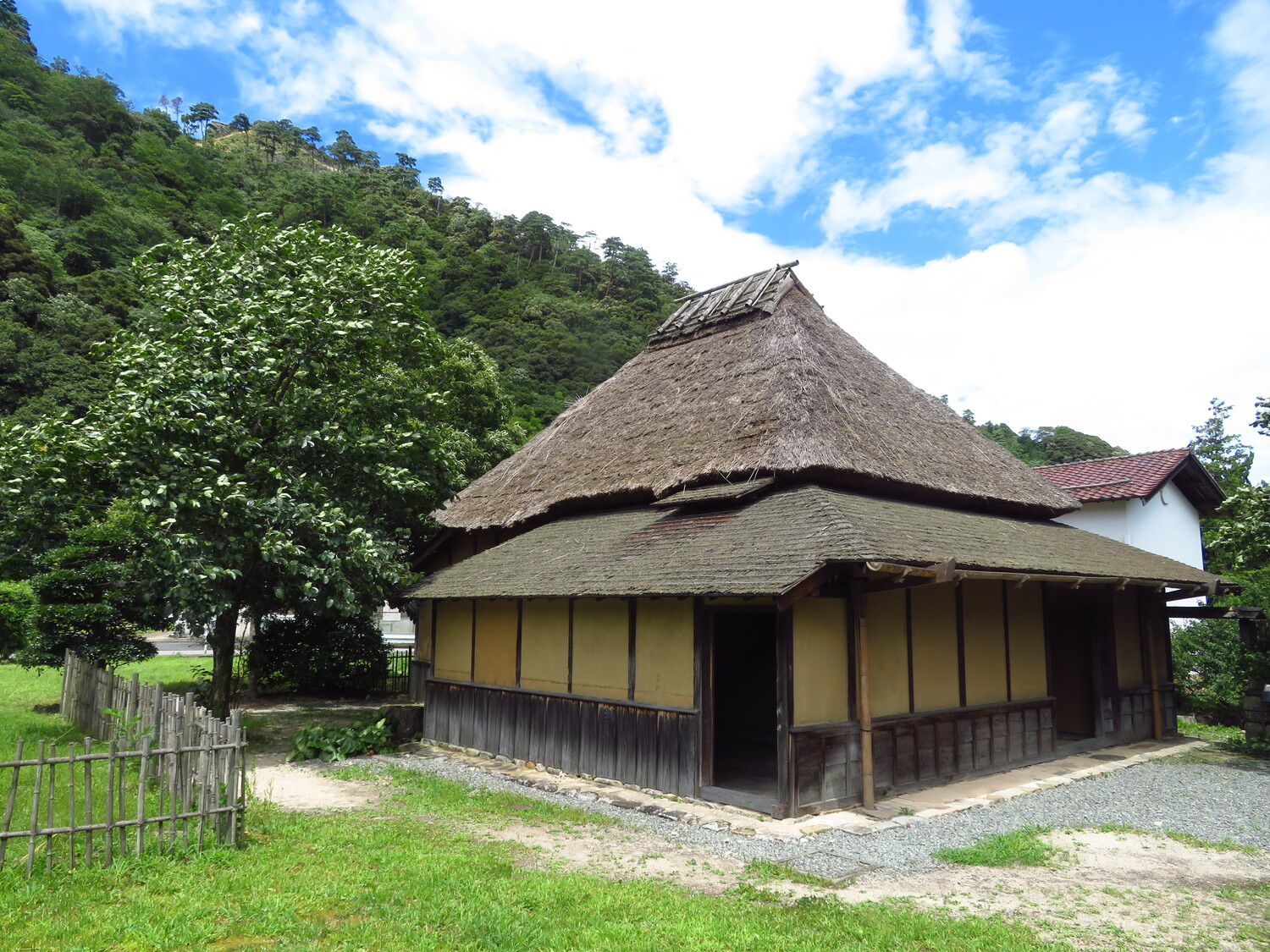 TsuwanojouNishike03.JPG