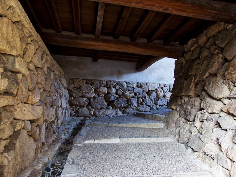 File:Himeji121.jpg