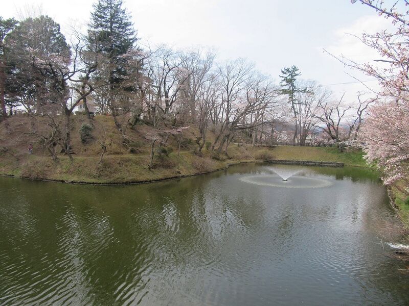 File:Tanagura3.jpg