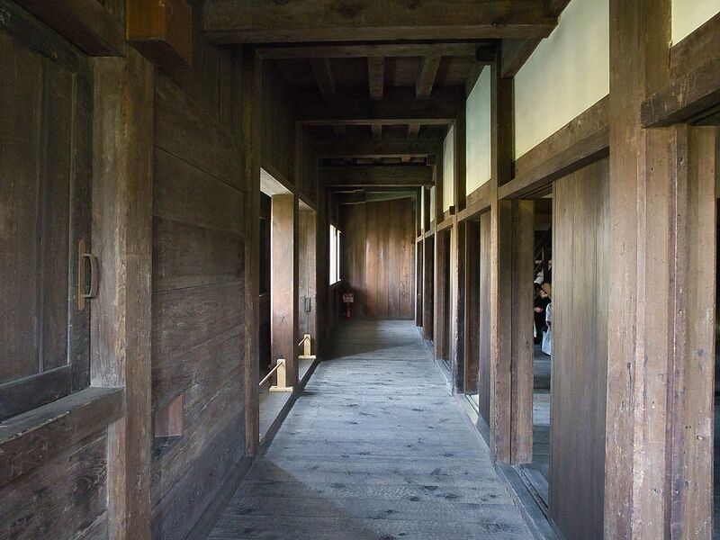 File:Osaka inuiyagura8.jpg