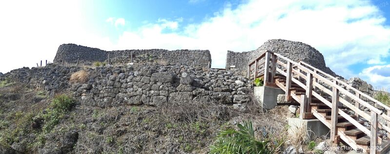 File:Gushikawa Castle Kumejima RaymondW 102.jpg