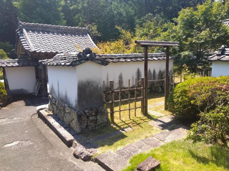 File:YoshidajouIchikuART023.jpg