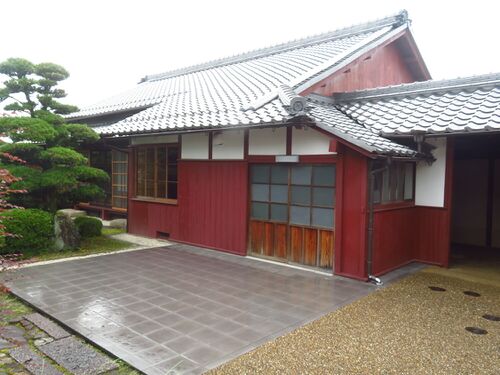 IgaUenojouAkaiBukeyashiki (1).JPG