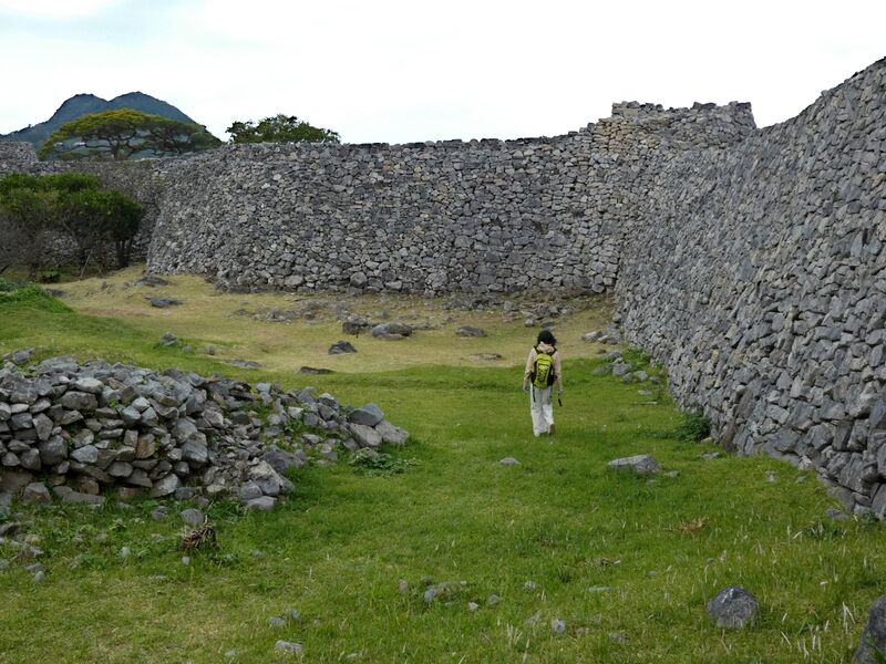 File:Nakijin Castle 93.jpg