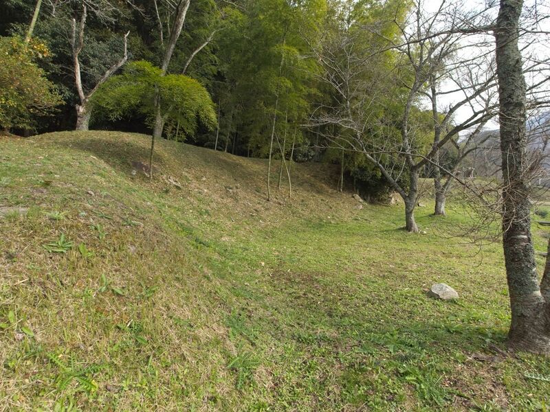 File:Azuchi east11.jpg
