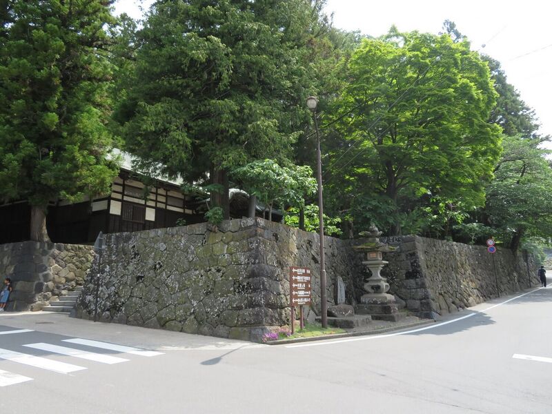 File:KanasashiYakata4.jpg