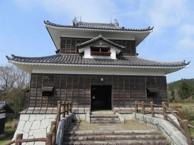 File:Hitachiyamagata2.jpg