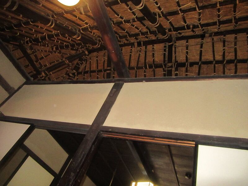 File:HirosakijouIwadaBukeyashiki6.jpg