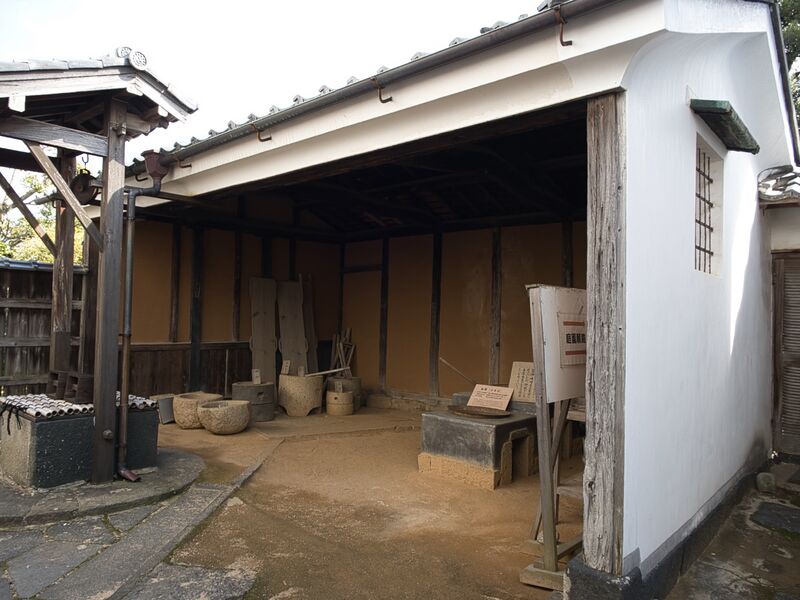 File:Hagikikuya13.jpg