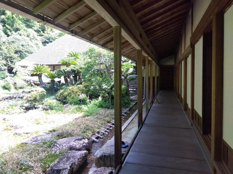 File:YoshidajouIchikuART013.jpg