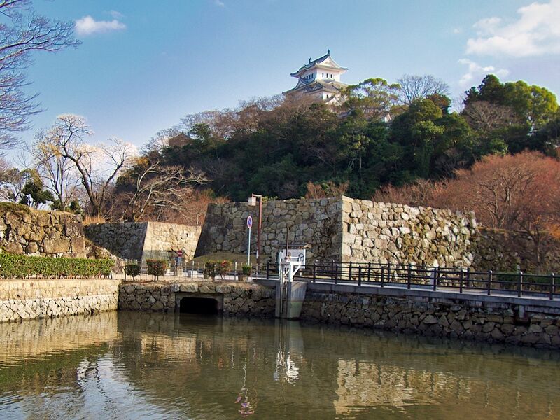 File:Himeji221.jpg