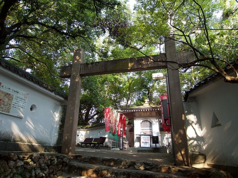 File:Gifu40.jpg