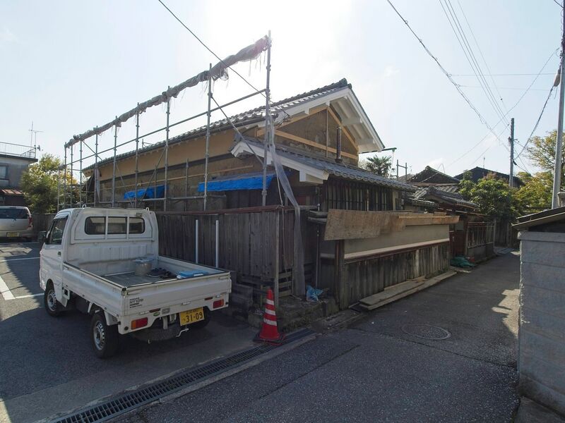 File:Nakaihikone6.jpg