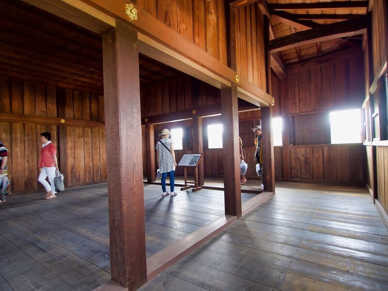 File:Nagoya sw yagura20.jpg