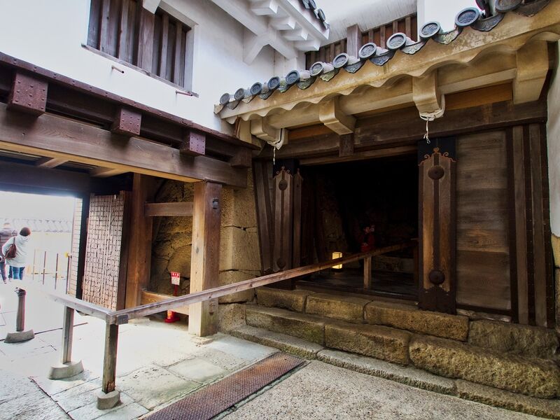 File:Himeji400.jpg