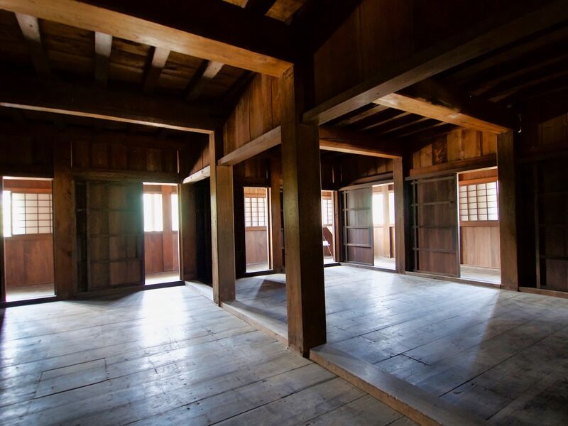 File:Nagoya sw yagura7.jpg