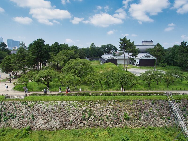 File:Nagoya sw yagura25.jpg