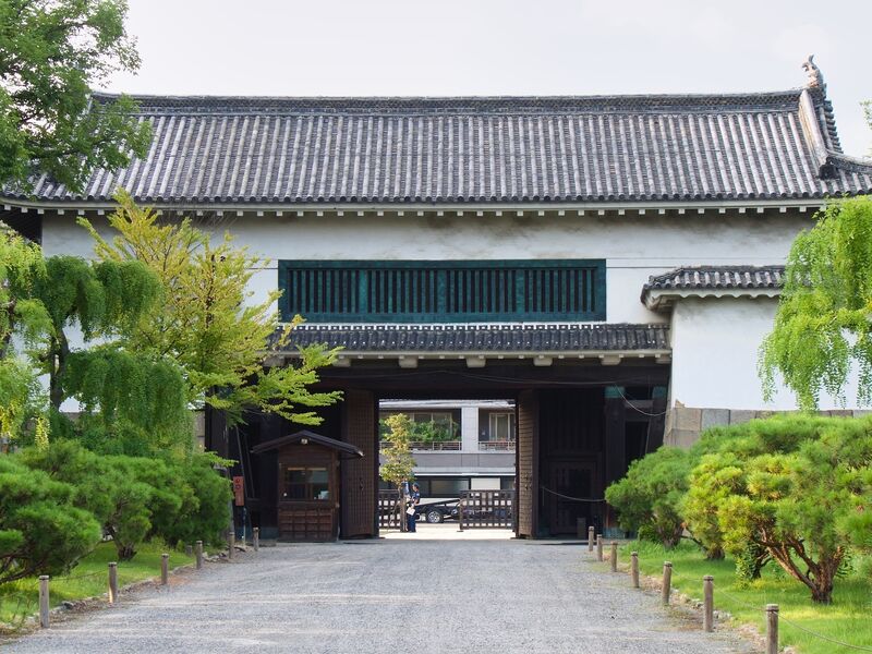 File:Nijo14.jpg