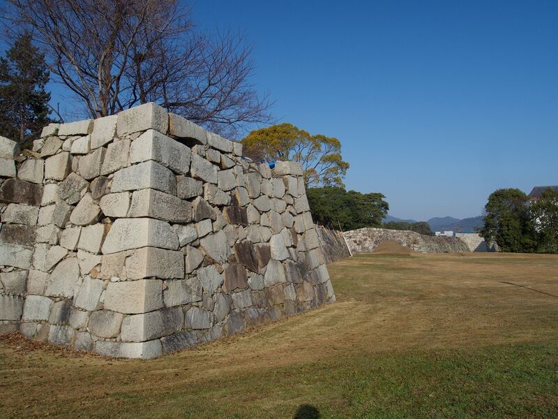 File:Ako24.jpg