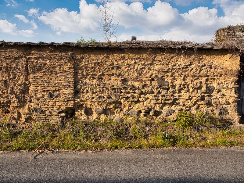 File:Hagiwalls5.jpg