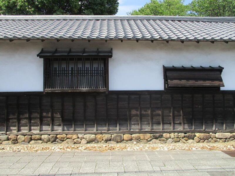 File:IseKameyamajouKatouBukeyashiki (4).jpg