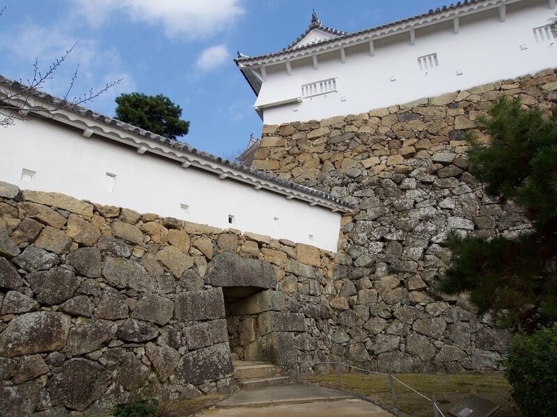 File:Himeji14.jpg