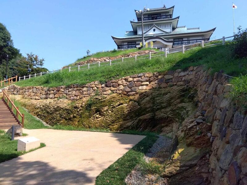 File:KomakijouIshigakiART (4).jpg