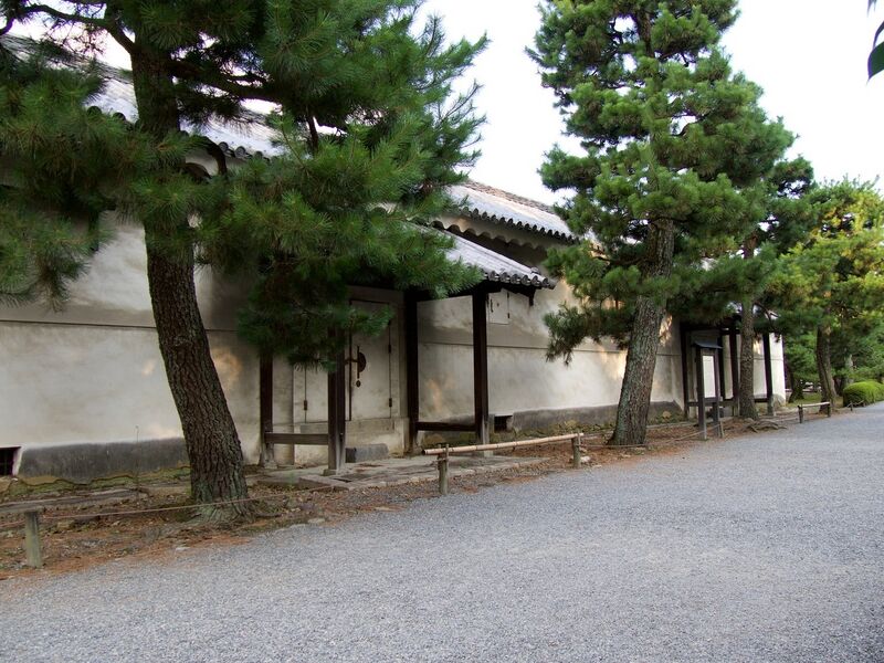 File:Nijo57.jpg