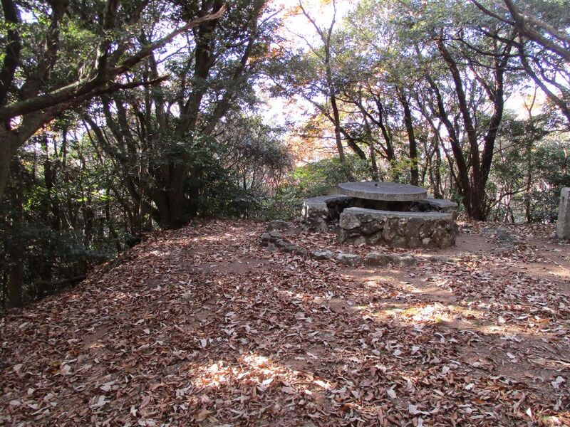 File:Akaiwajou005.jpg