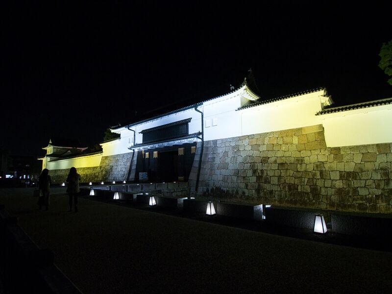 File:Nijonight2.jpg