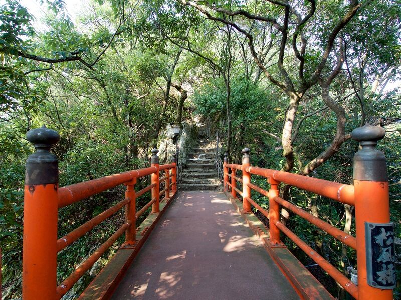 File:Gifu41.jpg