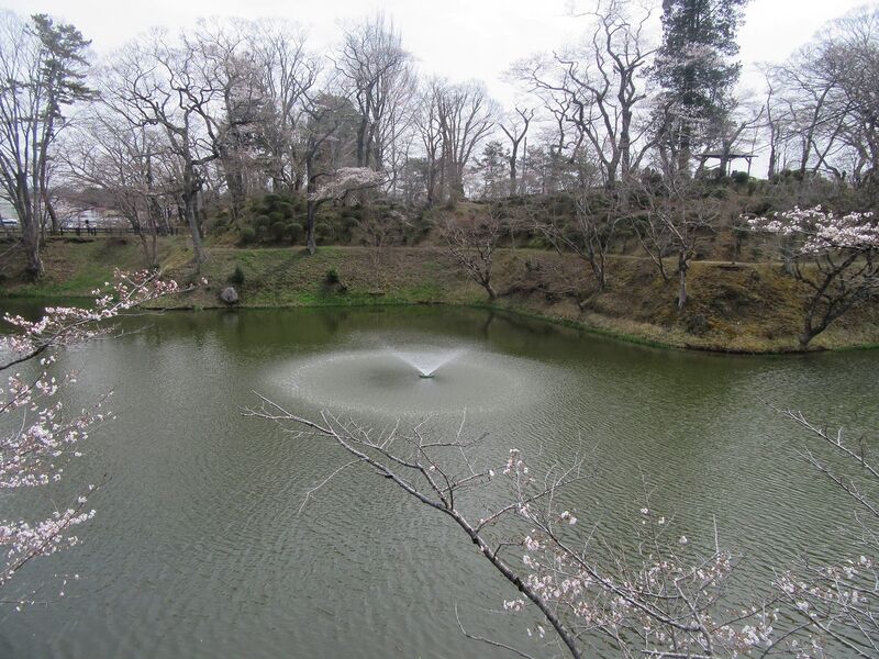 File:Tanagura5.jpg