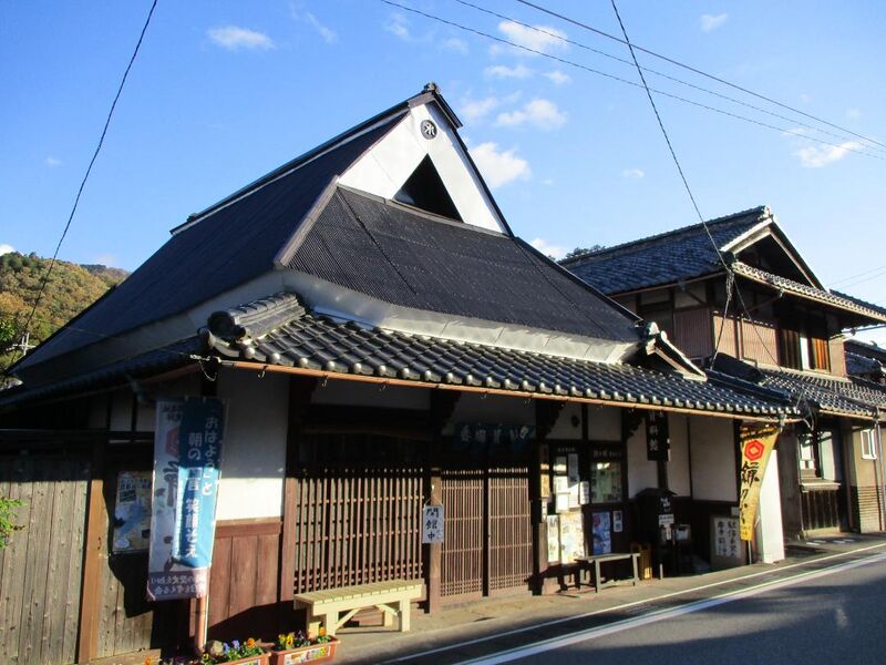File:DoiTonoYashiki001.jpg