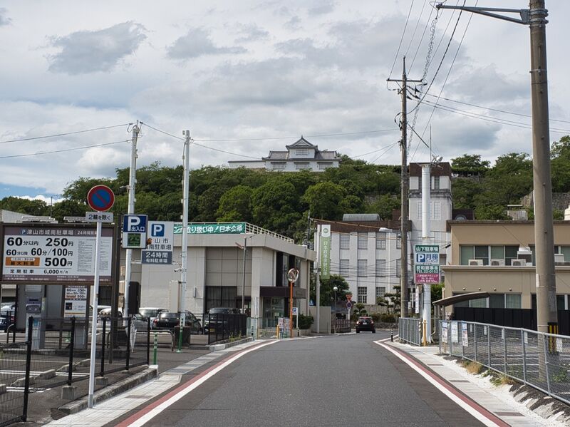 File:Tsuyamatown12.jpg