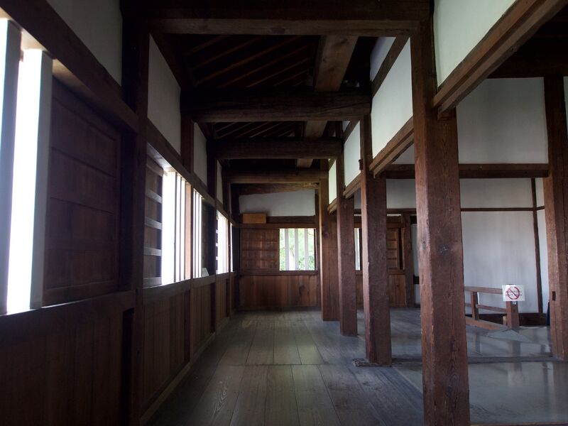 File:Nagoya nw yagura8.jpg
