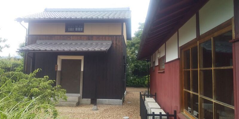 File:IgaUenojouAkaiBukeyashiki (5).jpg