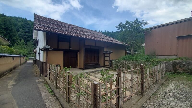 File:OhmoriDaikanshoMuneokaBukeyashiki (6).jpg