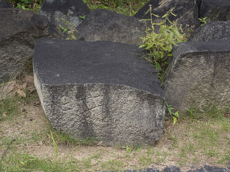 File:Tomojo104.jpeg