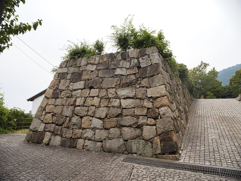 File:Tomojo141.jpeg